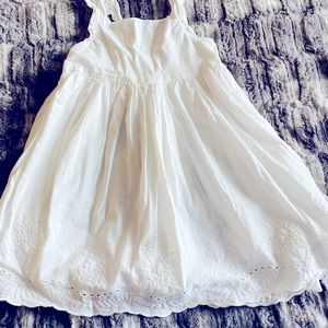 Oshkosh b’gosh White dress 3T, cat and jack Blue dress 4T